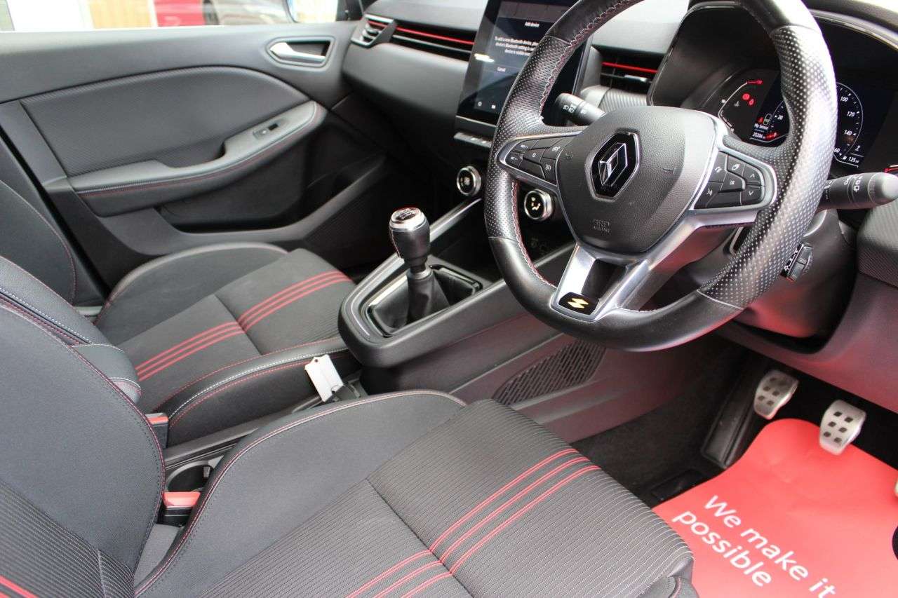 2021 RENAULT CLIO 2021 RENAULT CLIO