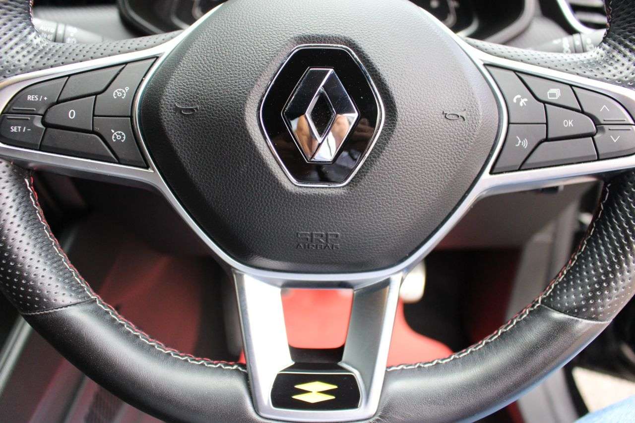 2021 RENAULT CLIO 2021 RENAULT CLIO