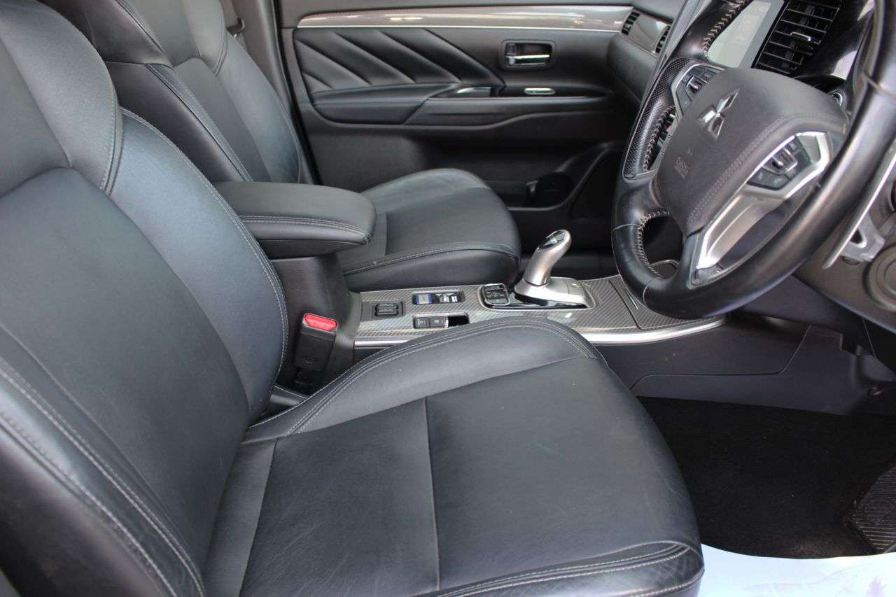 2019 MITSUBISHI OUTLANDER 2019 MITSUBISHI OUTLANDER