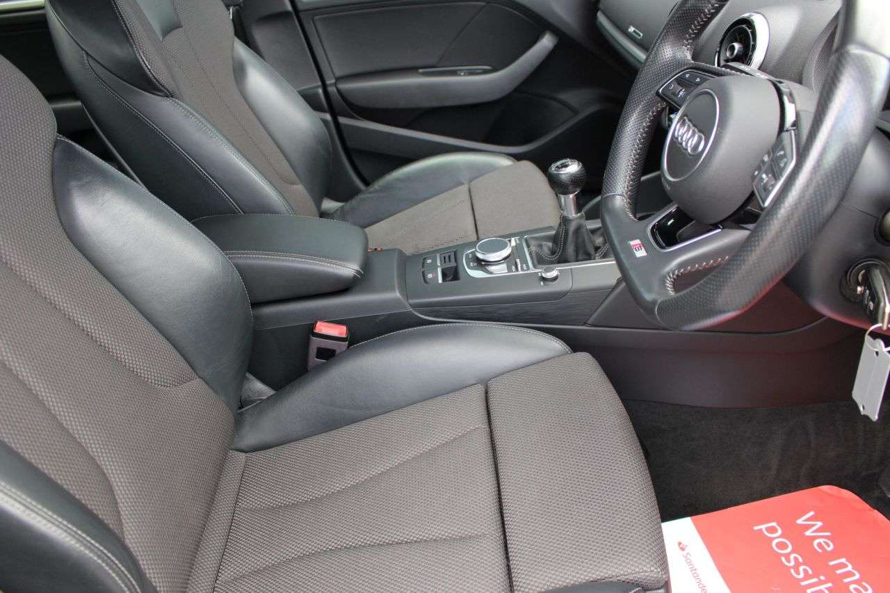 2018 AUDI A3 2018 AUDI A3