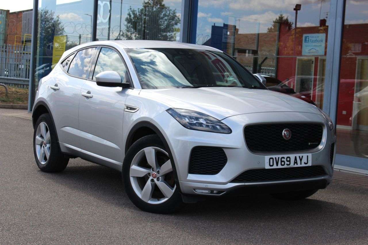 A 2019 JAGUAR E-PACE 2.0 D150 R-Dynamic SE SUV 5dr Diesel Auto AWD Euro 6 (s/s) (150 ps) E/TAILG A 2019 JAGUAR E-PACE 2.0 D150 R-Dynamic SE SUV 5dr Diesel Auto AWD Euro 6 (s/s) (150 ps) E/TAILG
