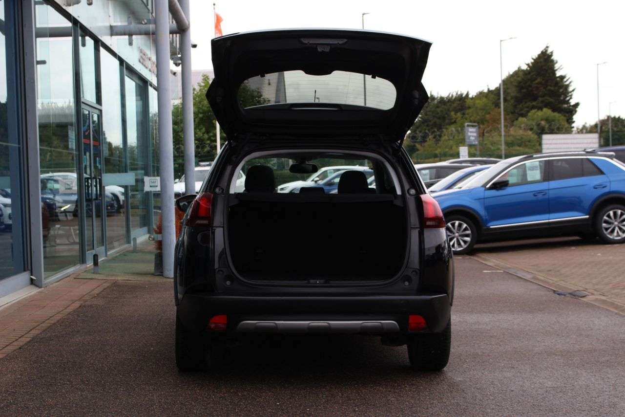 2019 PEUGEOT 2008 2019 PEUGEOT 2008