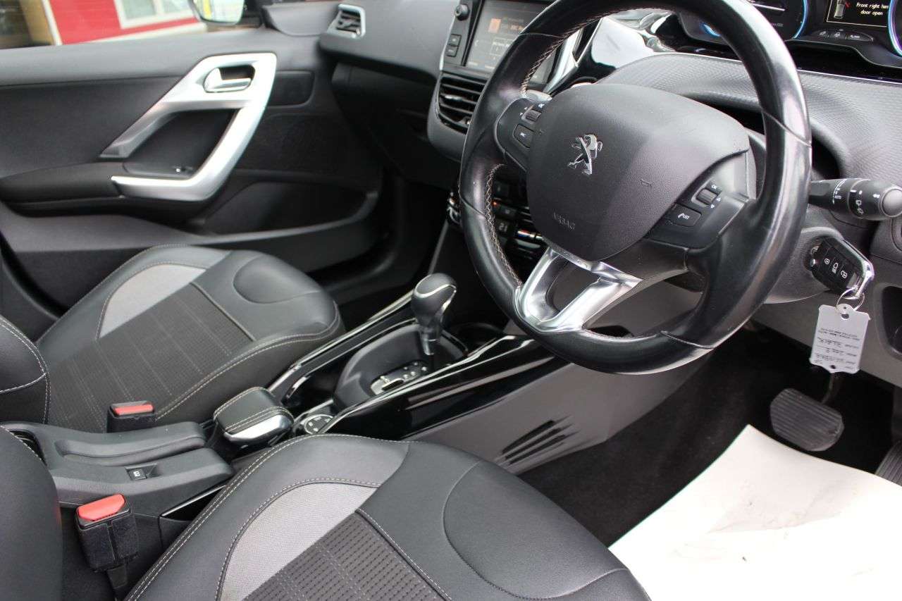 2019 PEUGEOT 2008 2019 PEUGEOT 2008