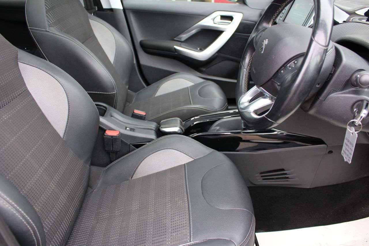 2019 PEUGEOT 2008 2019 PEUGEOT 2008