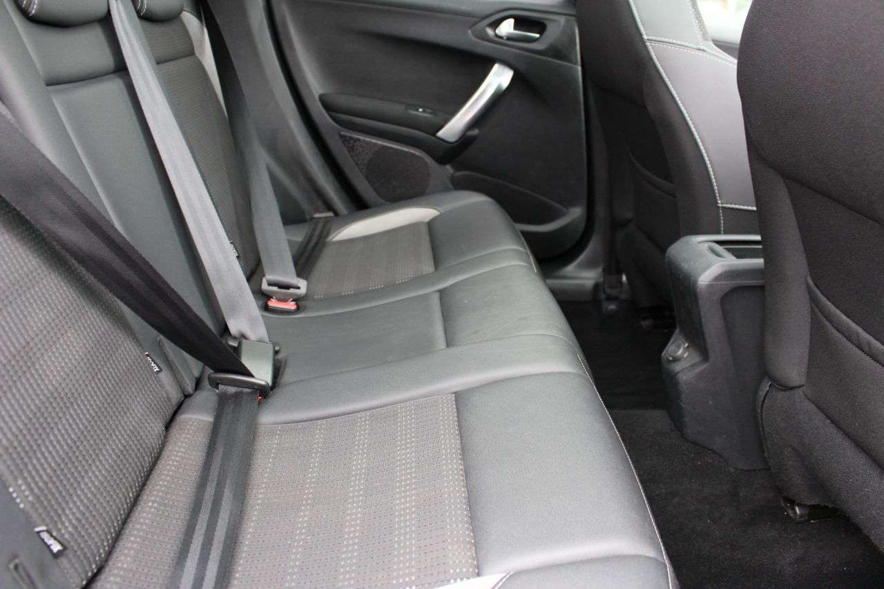 2019 PEUGEOT 2008 2019 PEUGEOT 2008