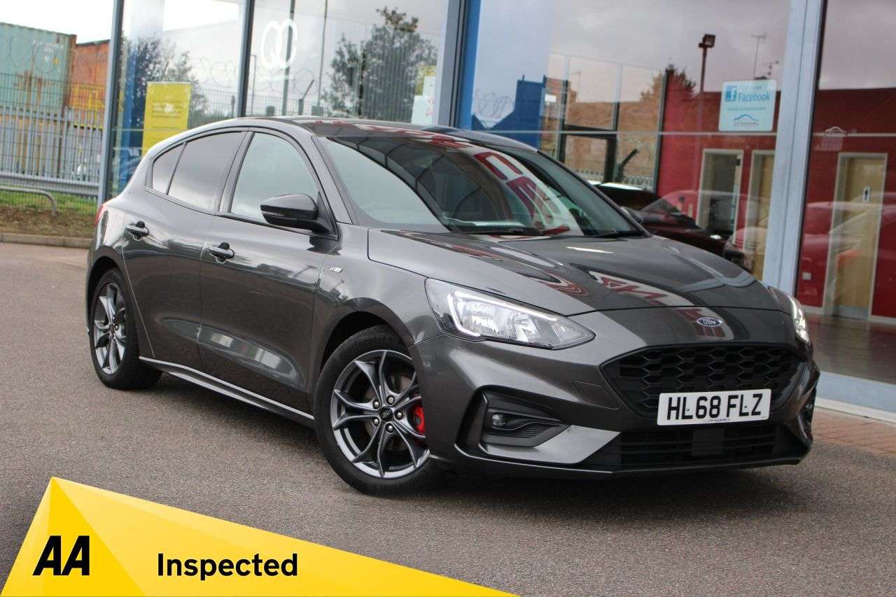 A 2019 FORD FOCUS ST-LINE A 2019 FORD FOCUS ST-LINE