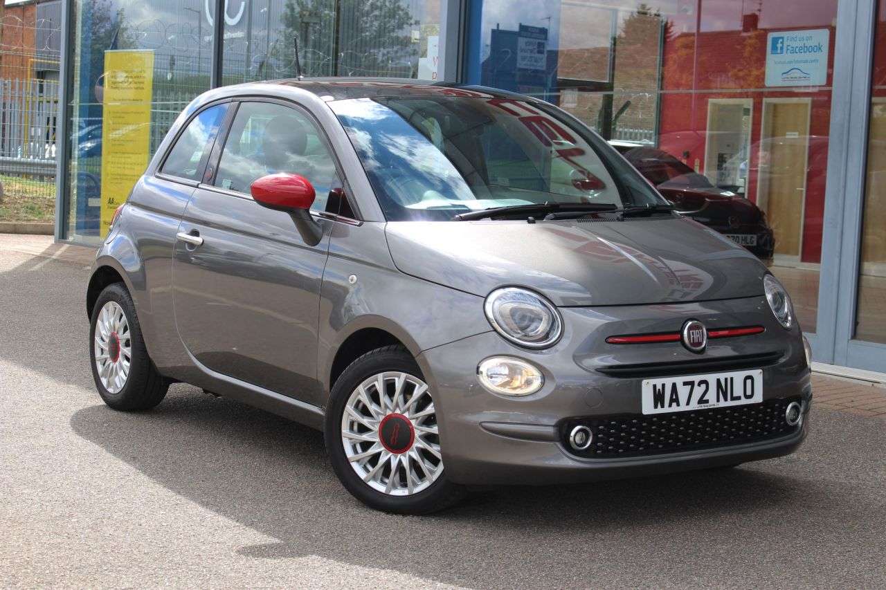 A 2022 FIAT 500 1.0 MHEV RED Hatchback 3dr Petrol Manual Euro 6 (s/s) (70 bhp) 15" ALLOYS, A 2022 FIAT 500 1.0 MHEV RED Hatchback 3dr Petrol Manual Euro 6 (s/s) (70 bhp) 15" ALLOYS,