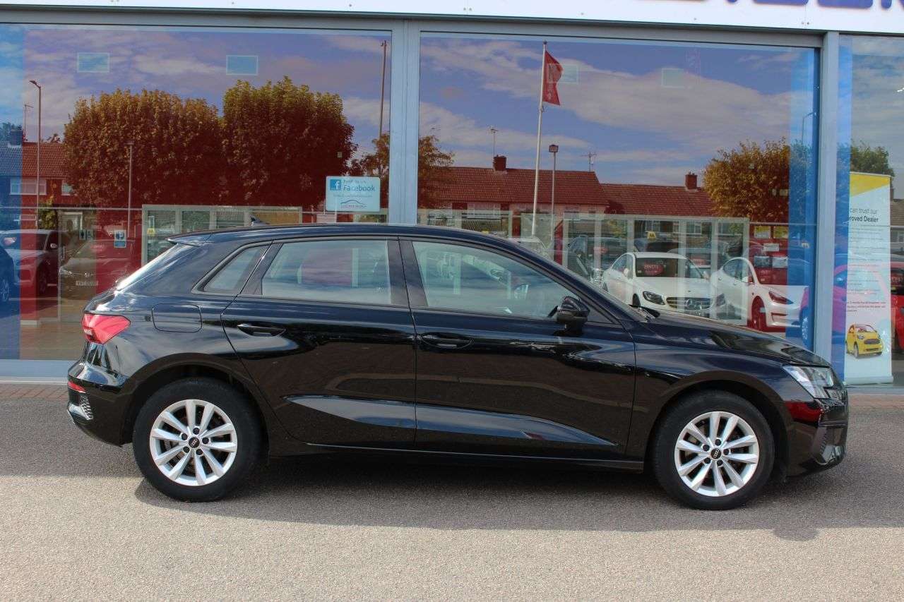 A 2022 AUDI A3 1.0 TFSI 30 Technik Sportback 5dr Petrol Manual Euro 6 (s/s) (110 ps) DIGIT A 2022 AUDI A3 1.0 TFSI 30 Technik Sportback 5dr Petrol Manual Euro 6 (s/s) (110 ps) DIGIT
