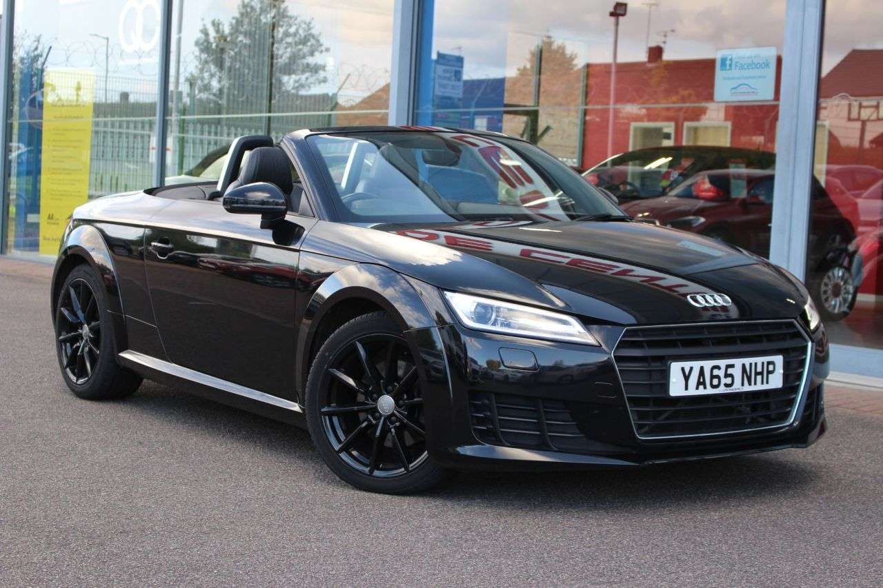 A 2016 AUDI TT 2.0 TDI ultra Sport Roadster 2dr Diesel Manual Euro 6 (s/s) (184 ps) XENONS A 2016 AUDI TT 2.0 TDI ultra Sport Roadster 2dr Diesel Manual Euro 6 (s/s) (184 ps) XENONS