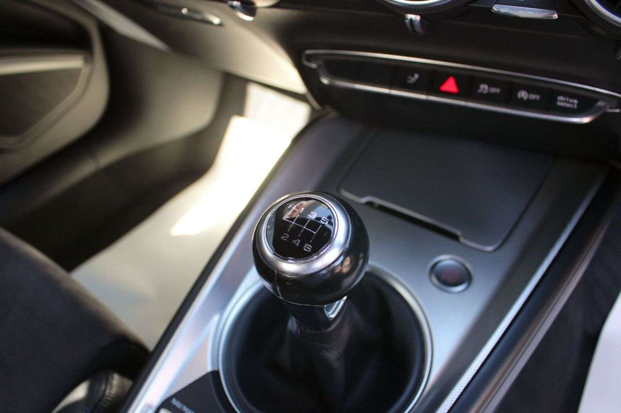 2016 AUDI TT 2016 AUDI TT