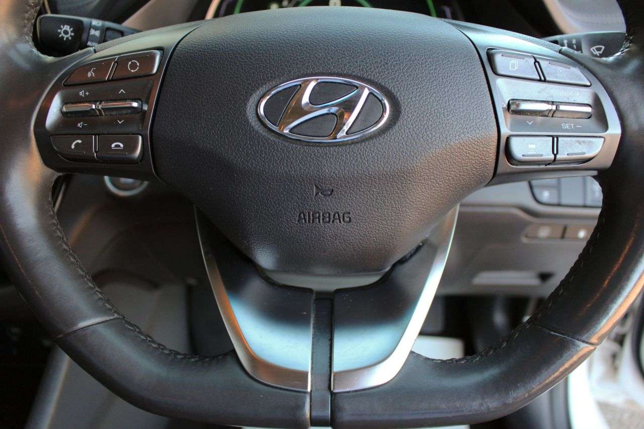 2021 HYUNDAI IONIQ 2021 HYUNDAI IONIQ