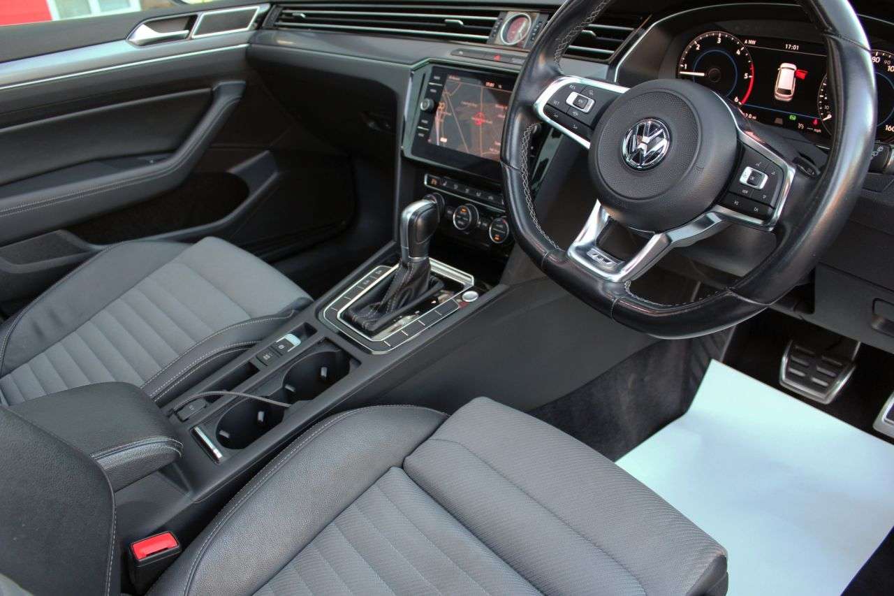 2019 VOLKSWAGEN PASSAT 2019 VOLKSWAGEN PASSAT