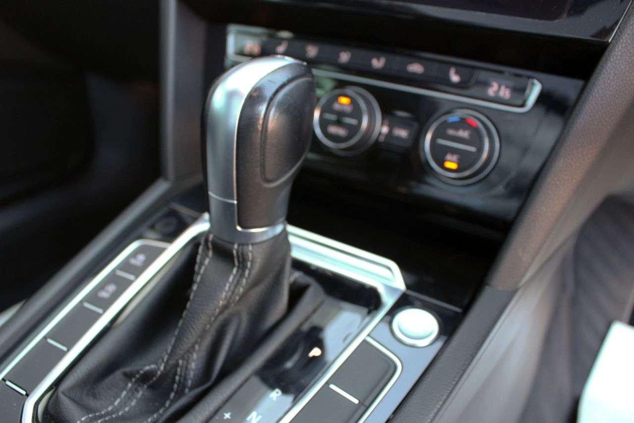 2019 VOLKSWAGEN PASSAT 2019 VOLKSWAGEN PASSAT