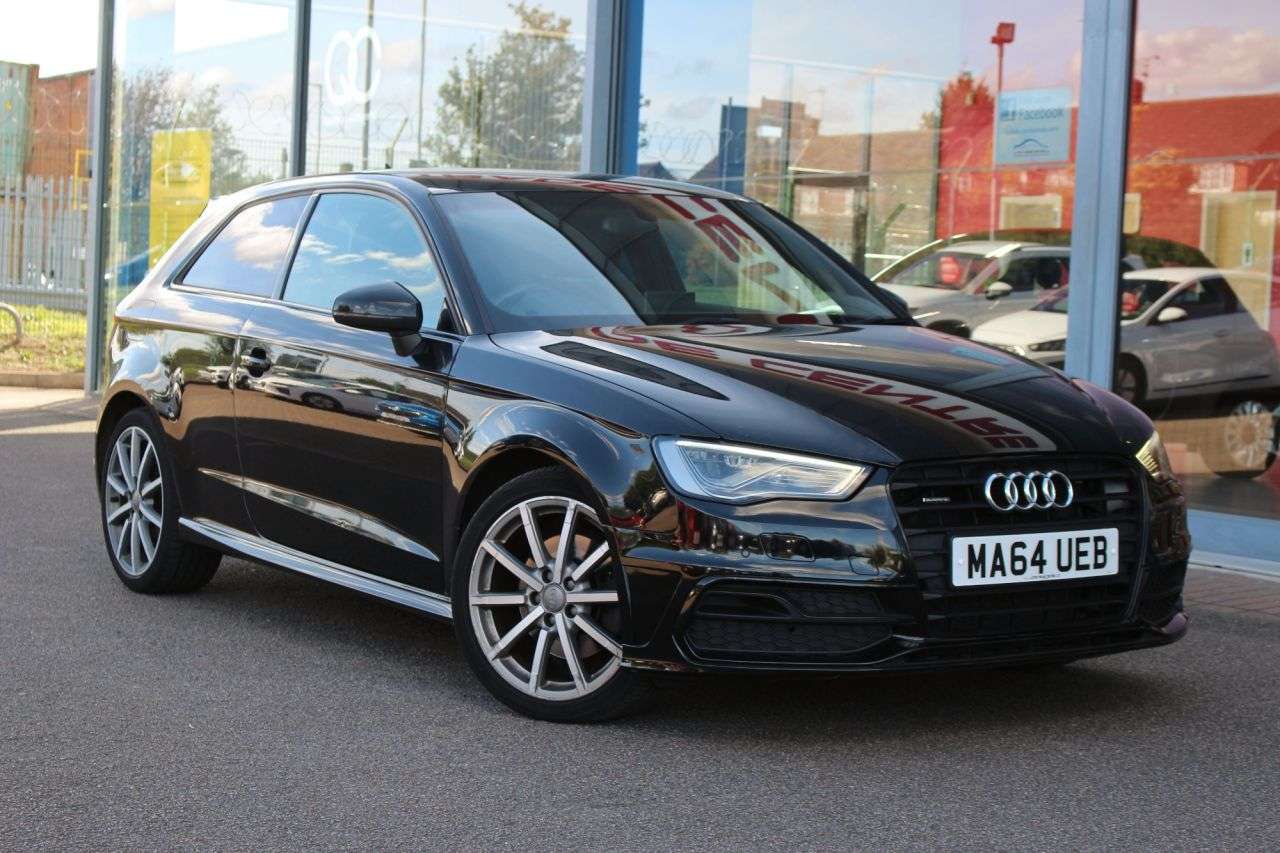 A 2014 AUDI A3 2.0 TDI S line Hatchback 3dr Diesel S Tronic quattro Euro 6 (s/s) (184 ps) A 2014 AUDI A3 2.0 TDI S line Hatchback 3dr Diesel S Tronic quattro Euro 6 (s/s) (184 ps)