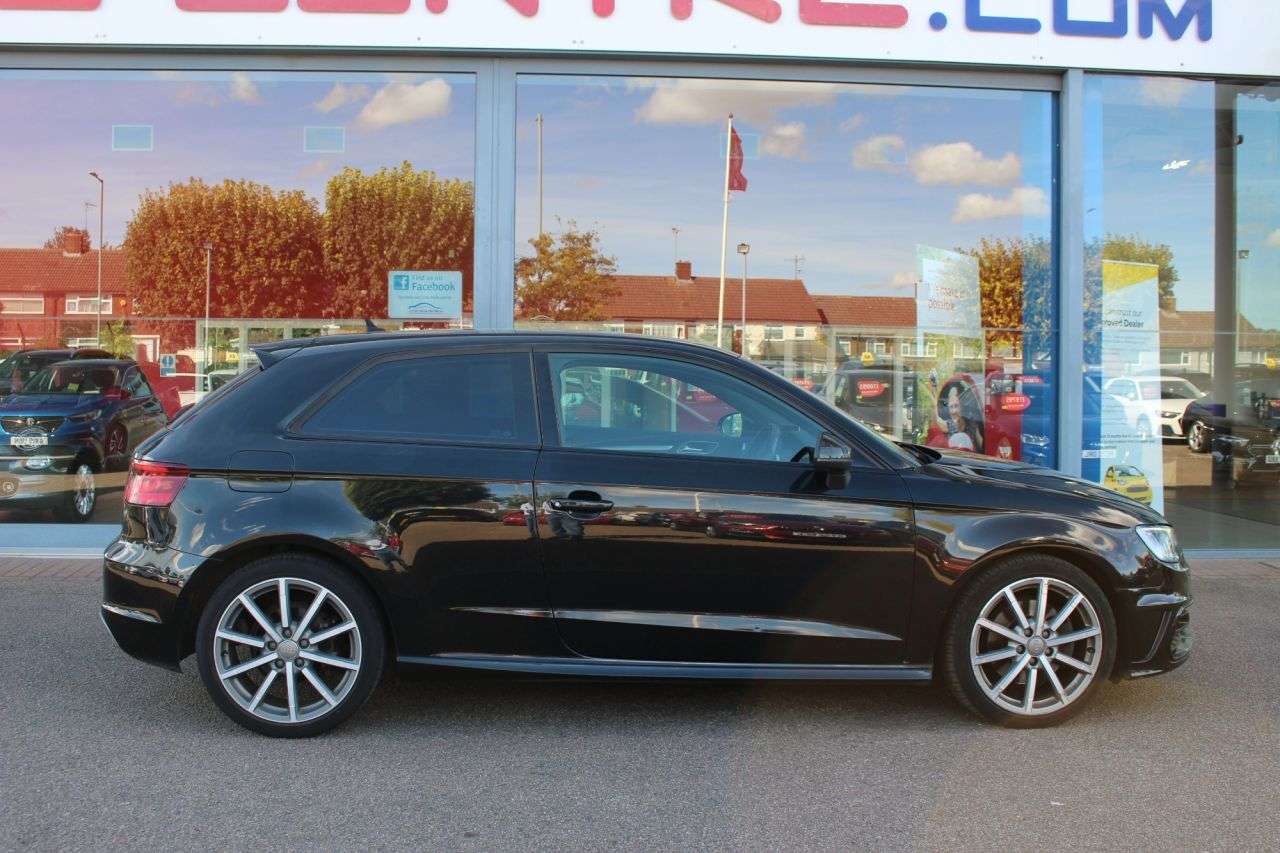 A 2014 AUDI A3 2.0 TDI S line Hatchback 3dr Diesel S Tronic quattro Euro 6 (s/s) (184 ps) A 2014 AUDI A3 2.0 TDI S line Hatchback 3dr Diesel S Tronic quattro Euro 6 (s/s) (184 ps)
