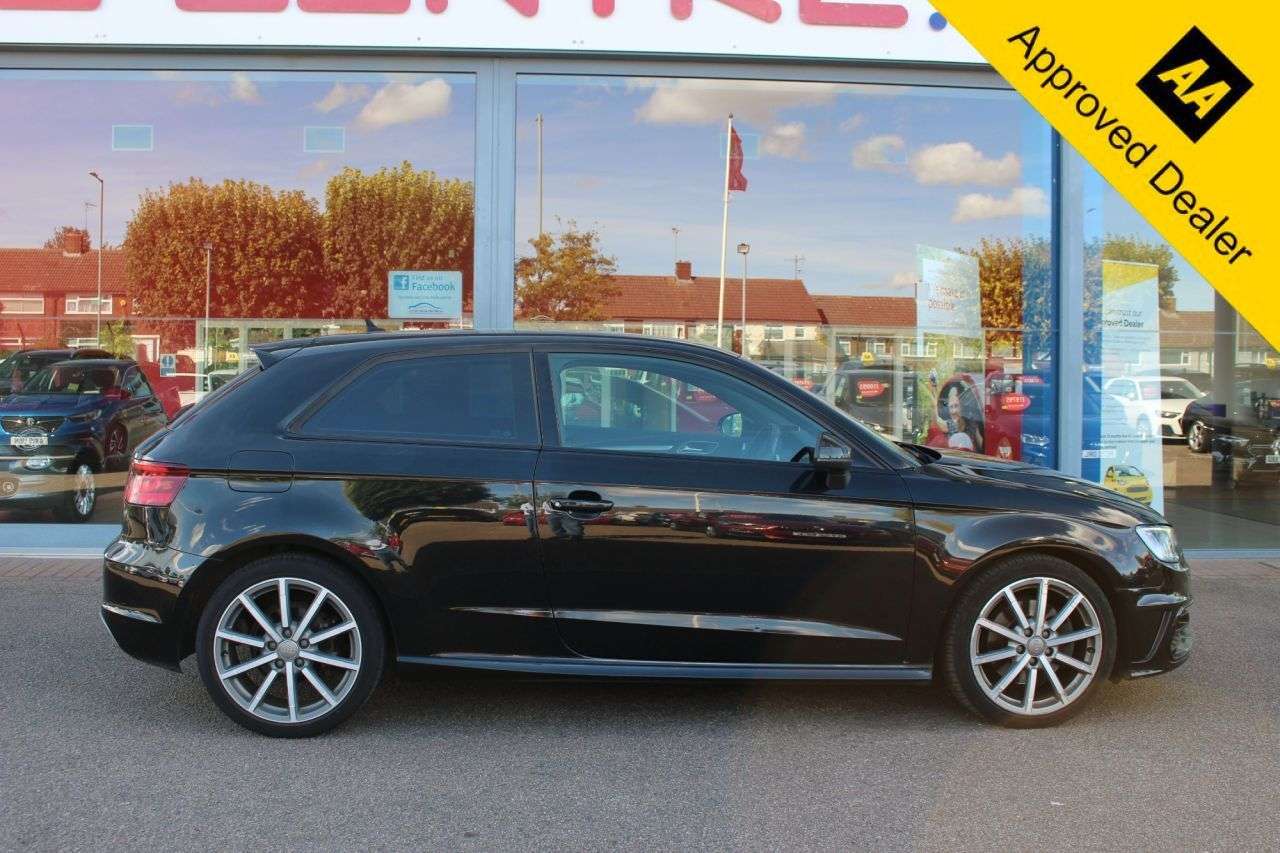 A 2014 AUDI A3 2.0 TDI S line Hatchback 3dr Diesel S Tronic quattro Euro 6 (s/s) (184 ps) A 2014 AUDI A3 2.0 TDI S line Hatchback 3dr Diesel S Tronic quattro Euro 6 (s/s) (184 ps)
