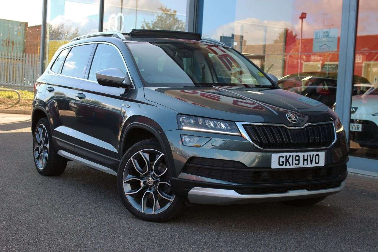 A 2019 SKODA KAROQ 2.0 TDI Scout SUV 5dr Diesel Manual 4WD Euro 6 (s/s) (150 ps) 360 CAM, CARP A 2019 SKODA KAROQ 2.0 TDI Scout SUV 5dr Diesel Manual 4WD Euro 6 (s/s) (150 ps) 360 CAM, CARP
