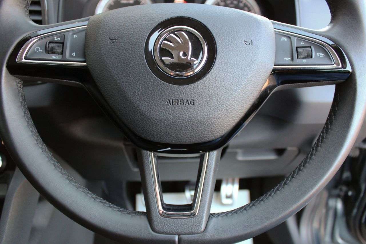 2019 SKODA KAROQ 2019 SKODA KAROQ