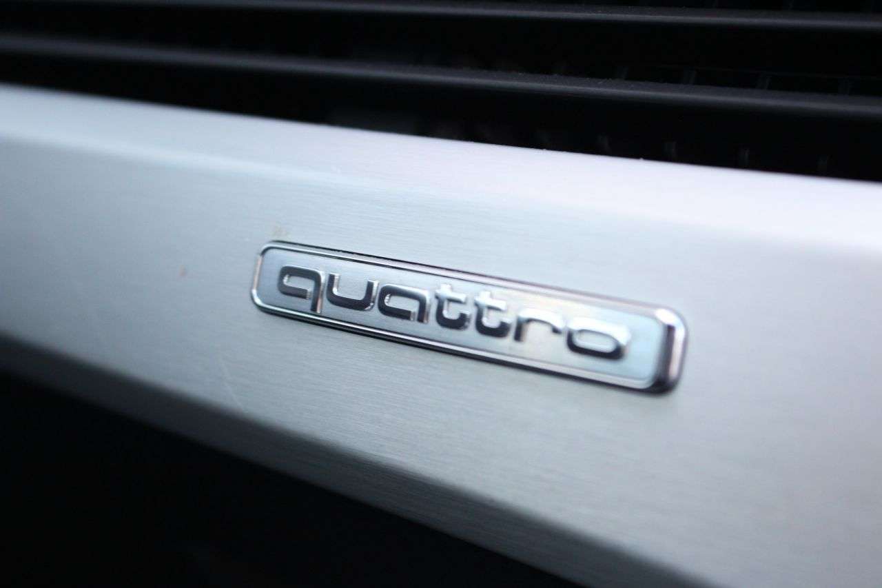 2016 AUDI A4 2016 AUDI A4
