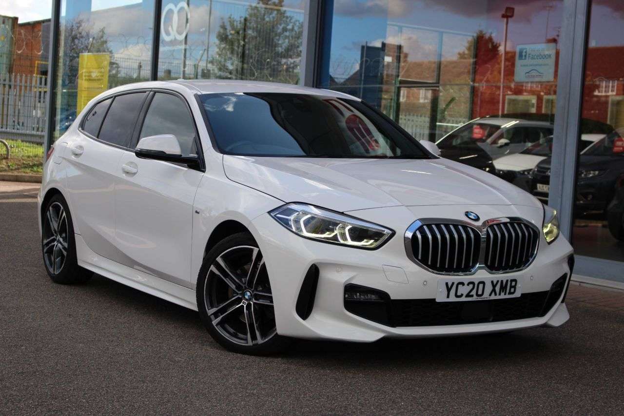 A 2020 BMW 1 SERIES 1.5 118i M Sport Hatchback 5dr Petrol DCT Euro 6 (s/s) (140 ps) PARK SENSOR A 2020 BMW 1 SERIES 1.5 118i M Sport Hatchback 5dr Petrol DCT Euro 6 (s/s) (140 ps) PARK SENSOR