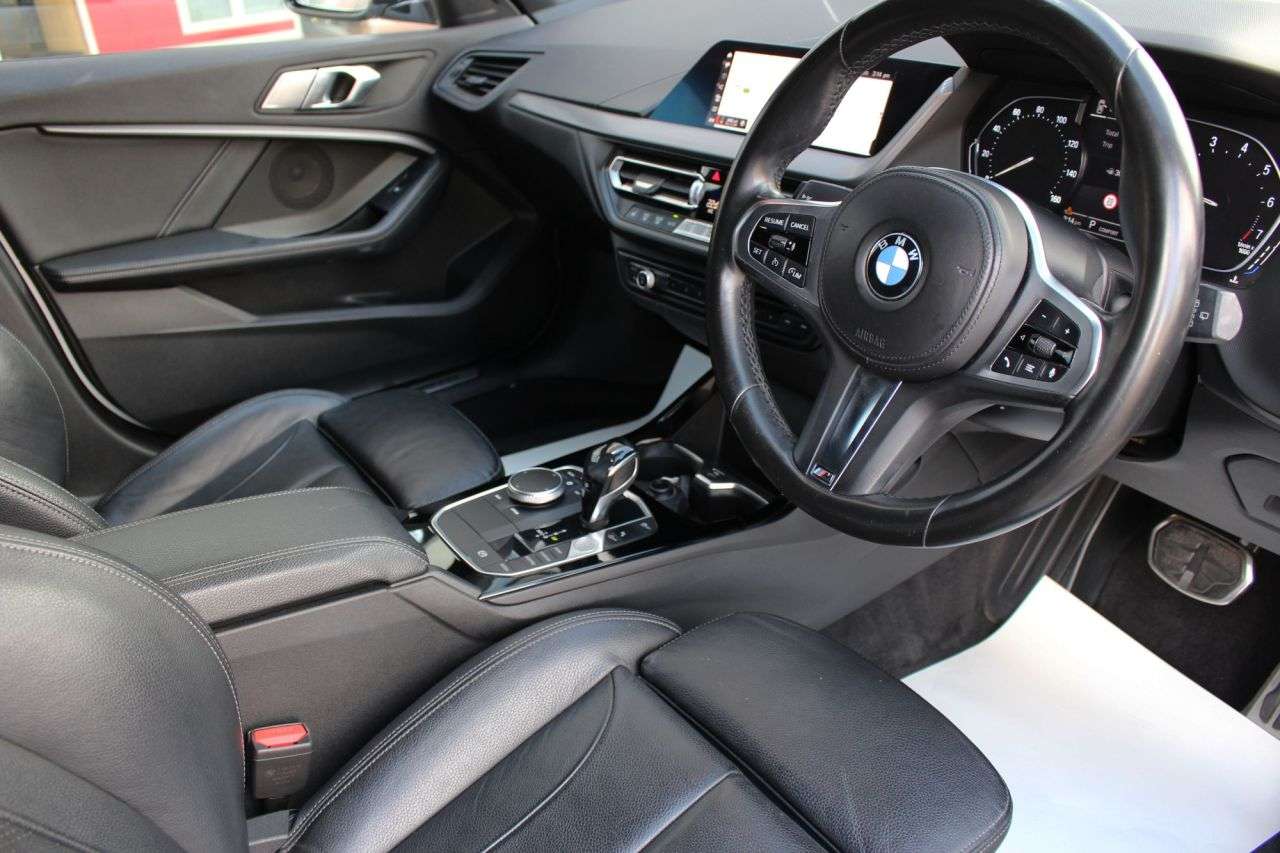 2020 BMW 1 SERIES 2020 BMW 1 SERIES