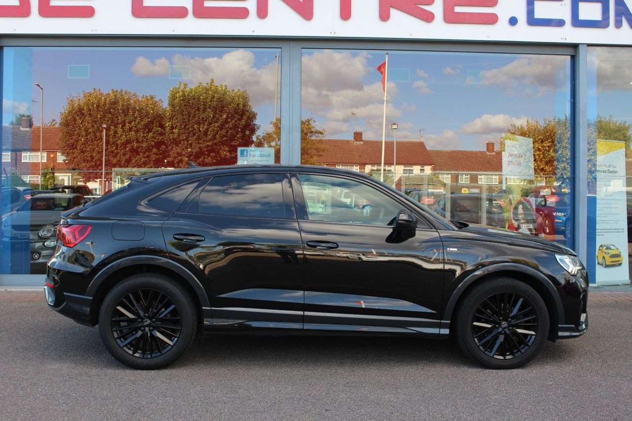 A 2020 AUDI Q3 2.0 TDI 35 S line Sportback 5dr Diesel S Tronic Euro 6 (s/s) (150 ps) CAPRP A 2020 AUDI Q3 2.0 TDI 35 S line Sportback 5dr Diesel S Tronic Euro 6 (s/s) (150 ps) CAPRP