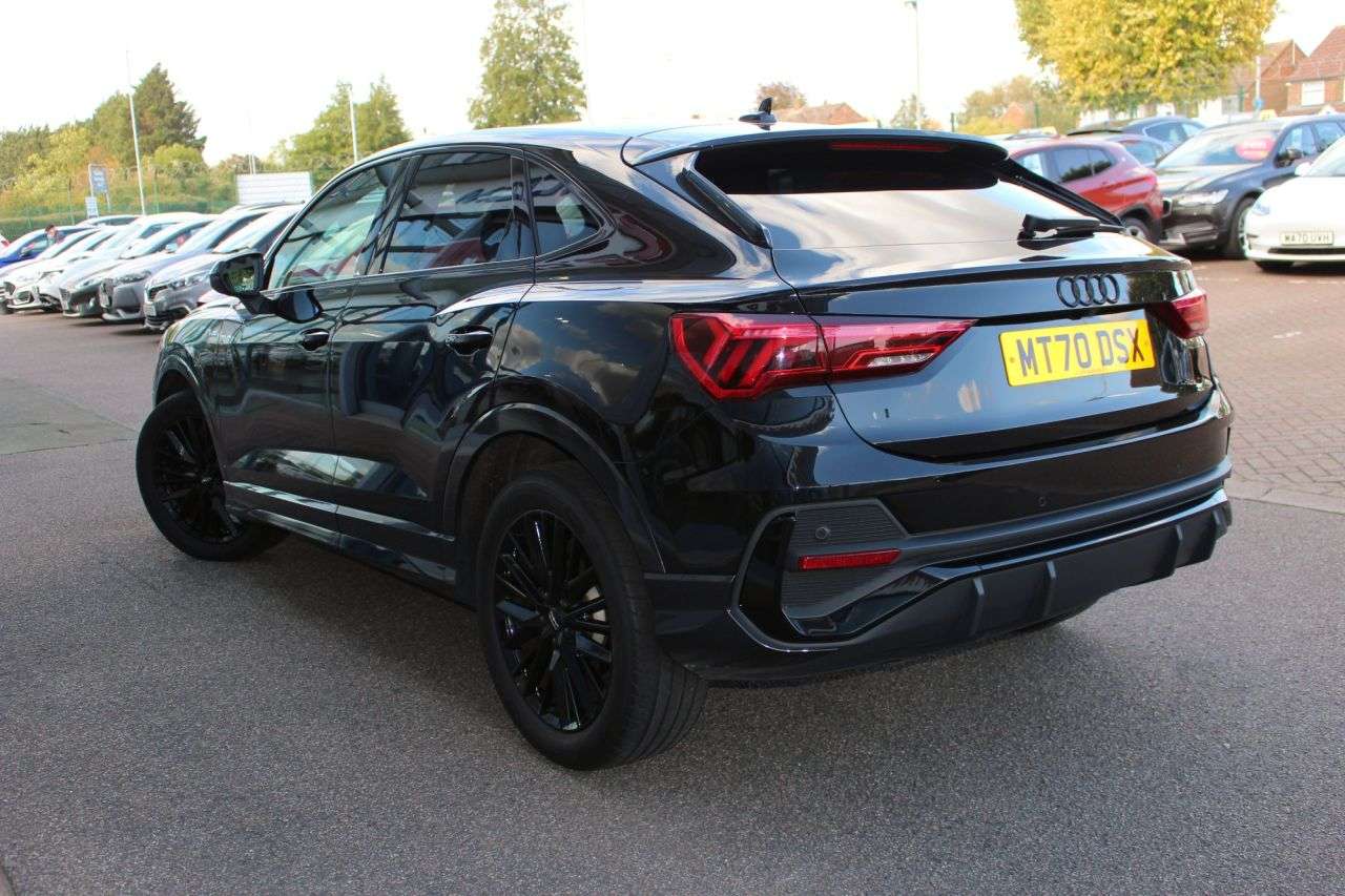 2020 AUDI Q3 2020 AUDI Q3