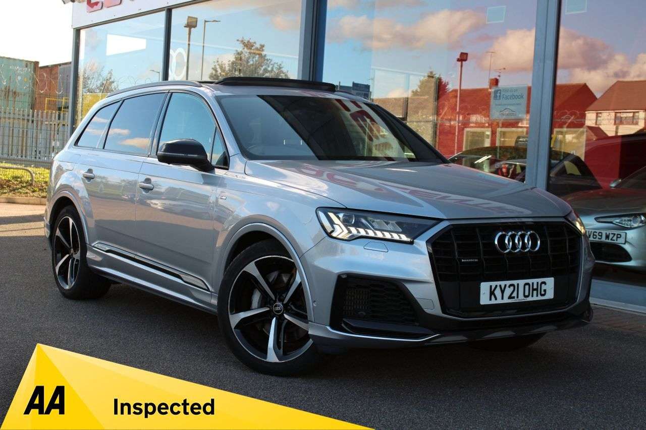 A 2021 AUDI Q7 3.0 TFSI V6 55 Black Edition SUV 5dr Petrol Tiptronic quattro Euro 6 (s/s) A 2021 AUDI Q7 3.0 TFSI V6 55 Black Edition SUV 5dr Petrol Tiptronic quattro Euro 6 (s/s)