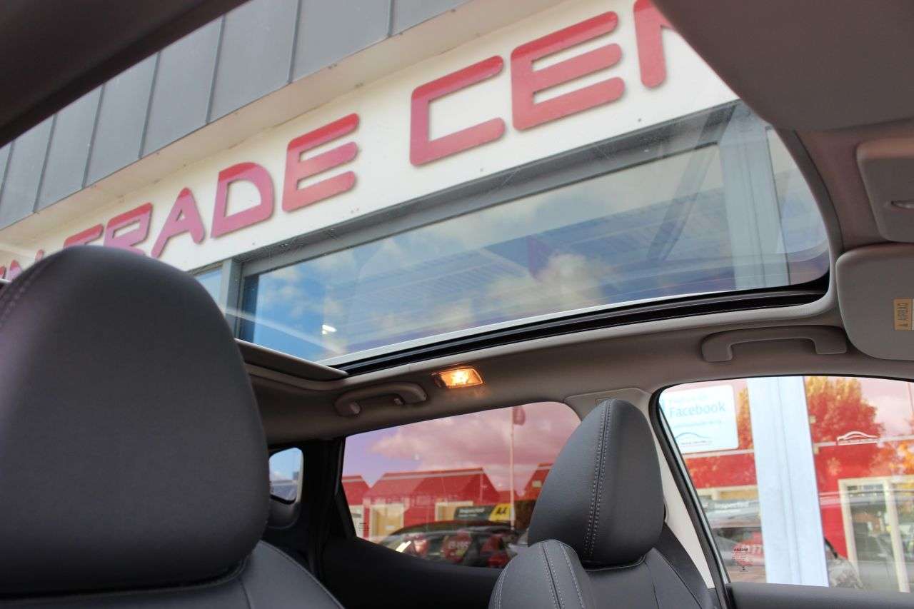 A 2020 NISSAN QASHQAI 1.3 DIG-T Tekna SUV 5dr Petrol Manual Euro 6 (s/s) (160 ps) HTD/LTHR, DAB, A 2020 NISSAN QASHQAI 1.3 DIG-T Tekna SUV 5dr Petrol Manual Euro 6 (s/s) (160 ps) HTD/LTHR, DAB,