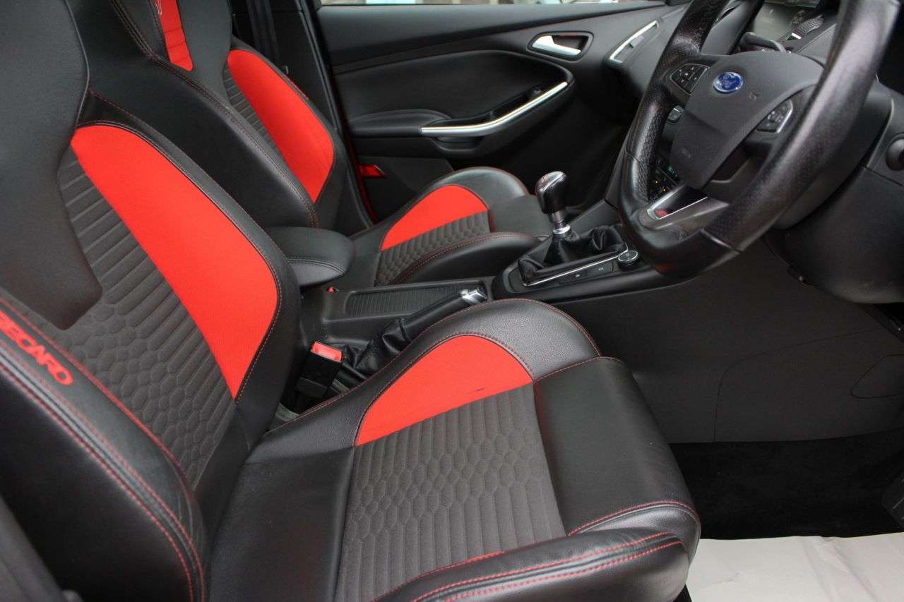 2015 FORD FOCUS 2015 FORD FOCUS