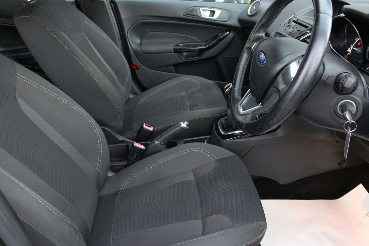 2015 FORD FIESTA 2015 FORD FIESTA