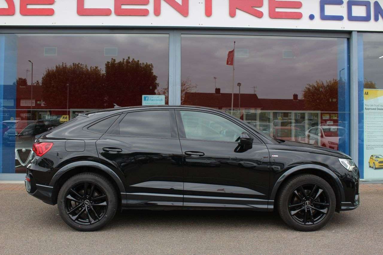 A 2022 AUDI Q3 1.5 TFSI CoD 35 Black Edition Sportback 5dr Petrol S Tronic Euro 6 (s/s) (1 A 2022 AUDI Q3 1.5 TFSI CoD 35 Black Edition Sportback 5dr Petrol S Tronic Euro 6 (s/s) (1