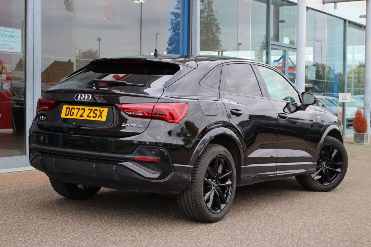 2022 AUDI Q3 2022 AUDI Q3