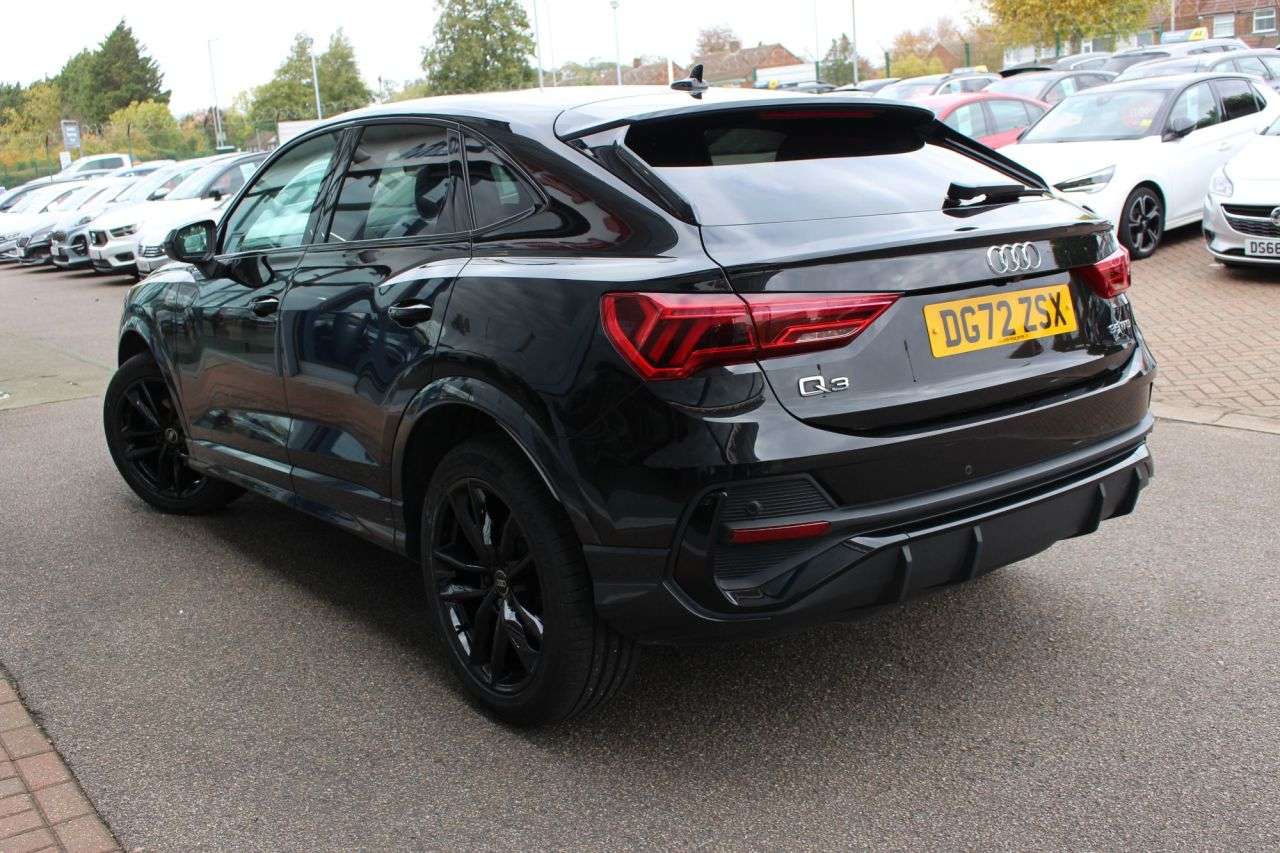 2022 AUDI Q3 2022 AUDI Q3