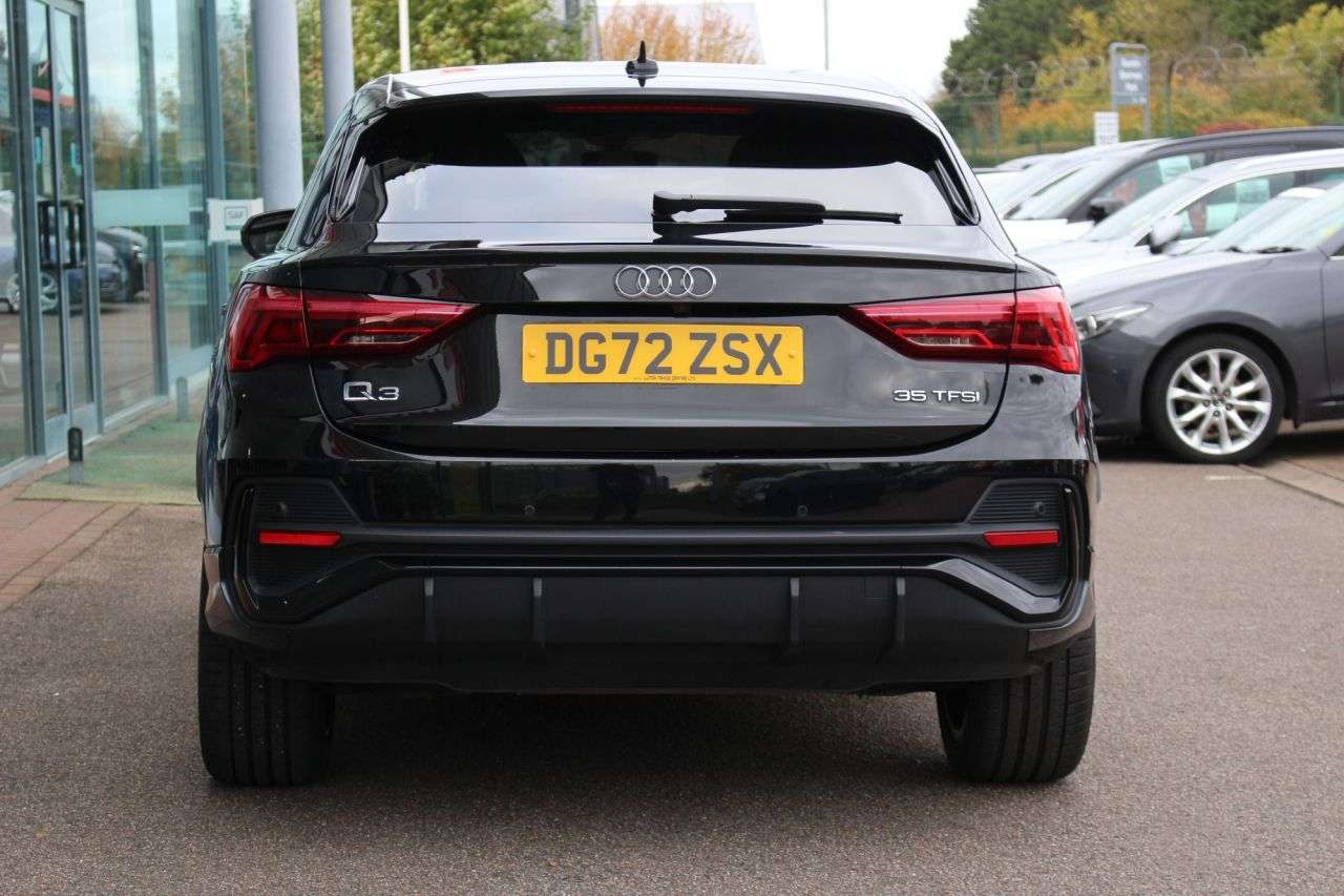 2022 AUDI Q3 2022 AUDI Q3