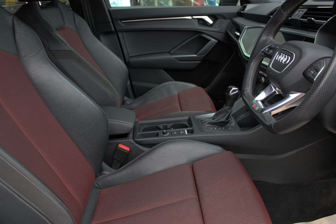 2022 AUDI Q3 2022 AUDI Q3