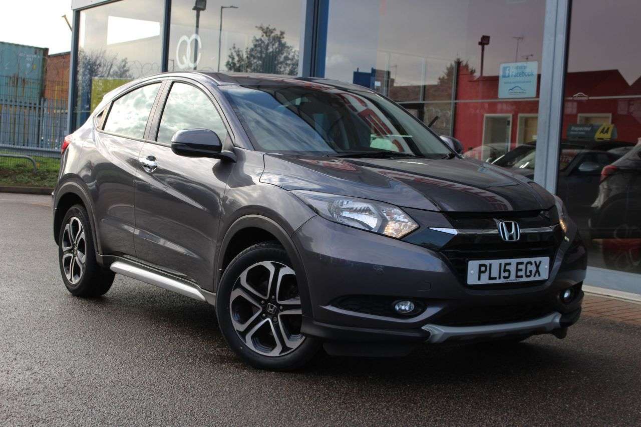 A 2015 HONDA HR-V 1.6 i-DTEC SE Navi SUV 5dr Diesel Manual Euro 6 (s/s) (120 ps) £20 TAX, 17" A 2015 HONDA HR-V 1.6 i-DTEC SE Navi SUV 5dr Diesel Manual Euro 6 (s/s) (120 ps) £20 TAX, 17"