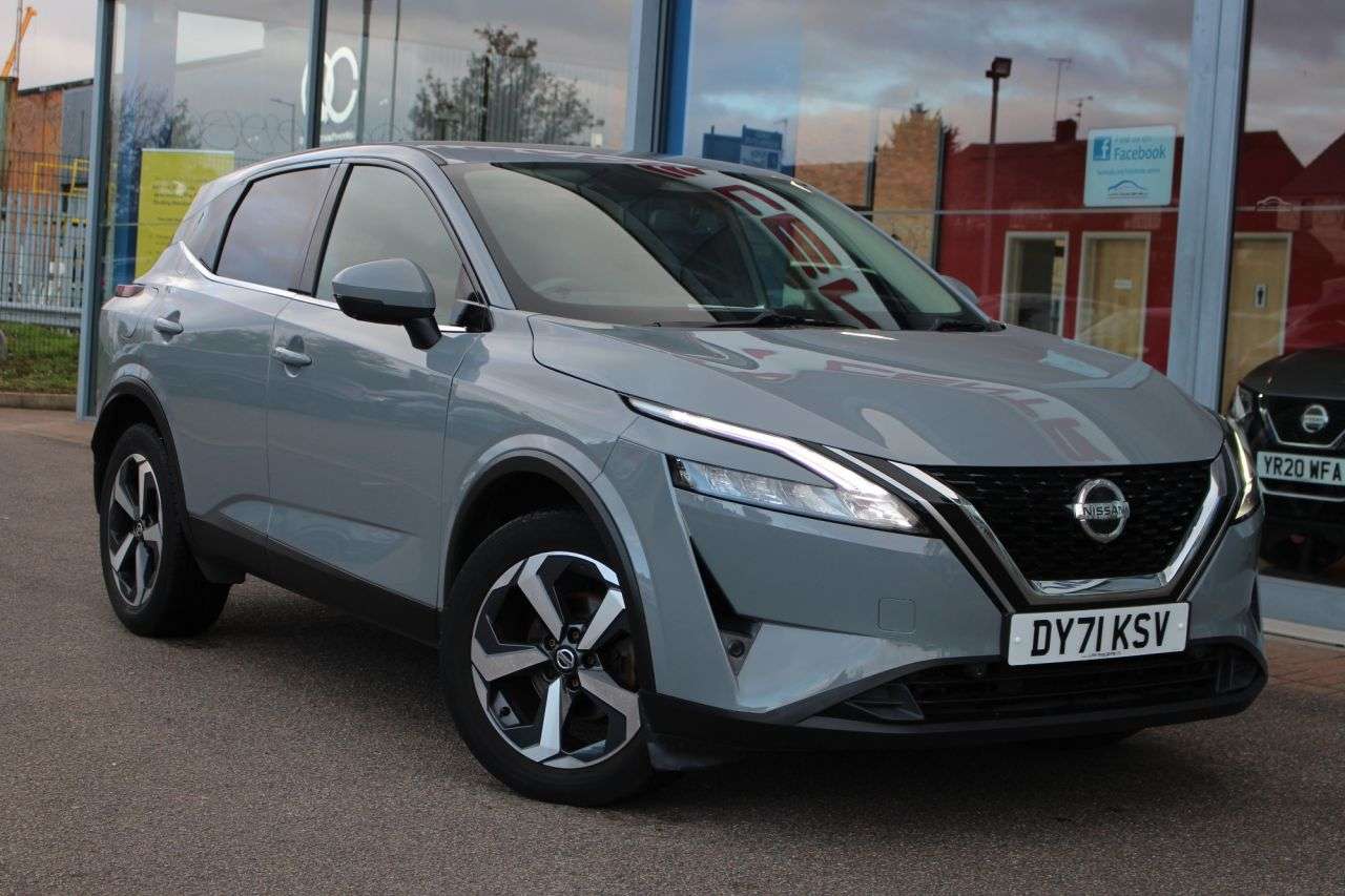 A 2021 NISSAN QASHQAI 1.3 DIG-T MHEV N-Connecta SUV 5dr Petrol Hybrid Manual Euro 6 (s/s) (140 ps A 2021 NISSAN QASHQAI 1.3 DIG-T MHEV N-Connecta SUV 5dr Petrol Hybrid Manual Euro 6 (s/s) (140 ps