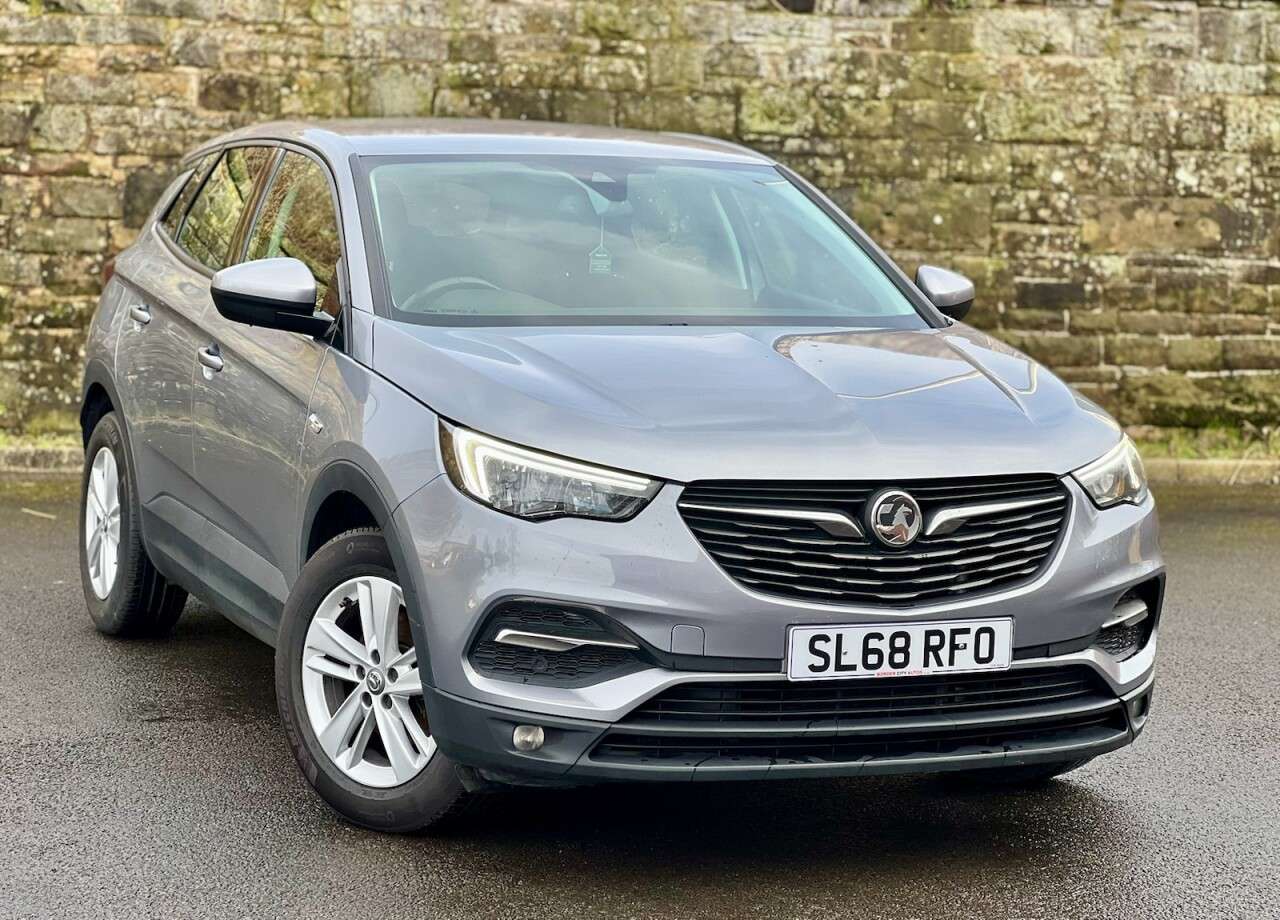 A 2018 VAUXHALL GRANDLAND X SE S/S A 2018 VAUXHALL GRANDLAND X SE S/S
