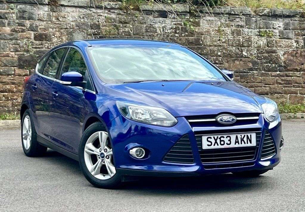 A 2014 FORD FOCUS 999cc focus zetec turbo A 2014 FORD FOCUS 999cc focus zetec turbo