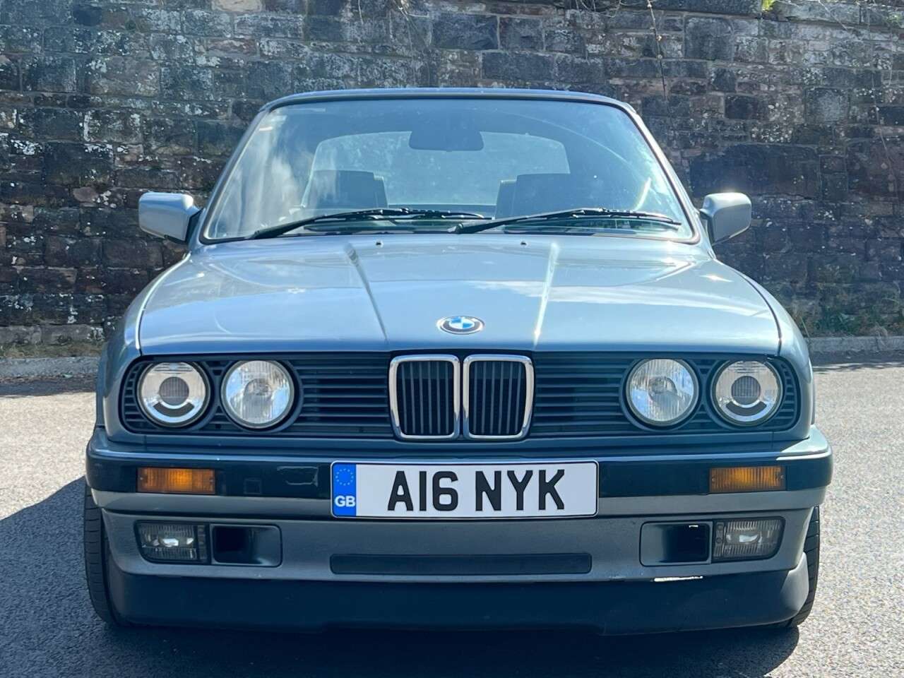 A 1989 BMW 3 SERIES 2l 2d 125 BHP APPRECIATING CLASSIC A 1989 BMW 3 SERIES 2l 2d 125 BHP APPRECIATING CLASSIC