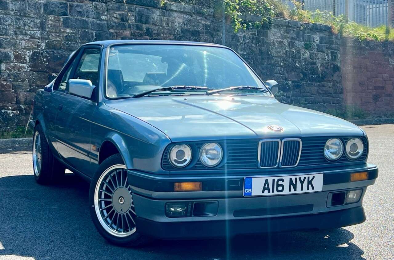 A 1989 BMW 3 SERIES 2l 2d 125 BHP APPRECIATING CLASSIC A 1989 BMW 3 SERIES 2l 2d 125 BHP APPRECIATING CLASSIC