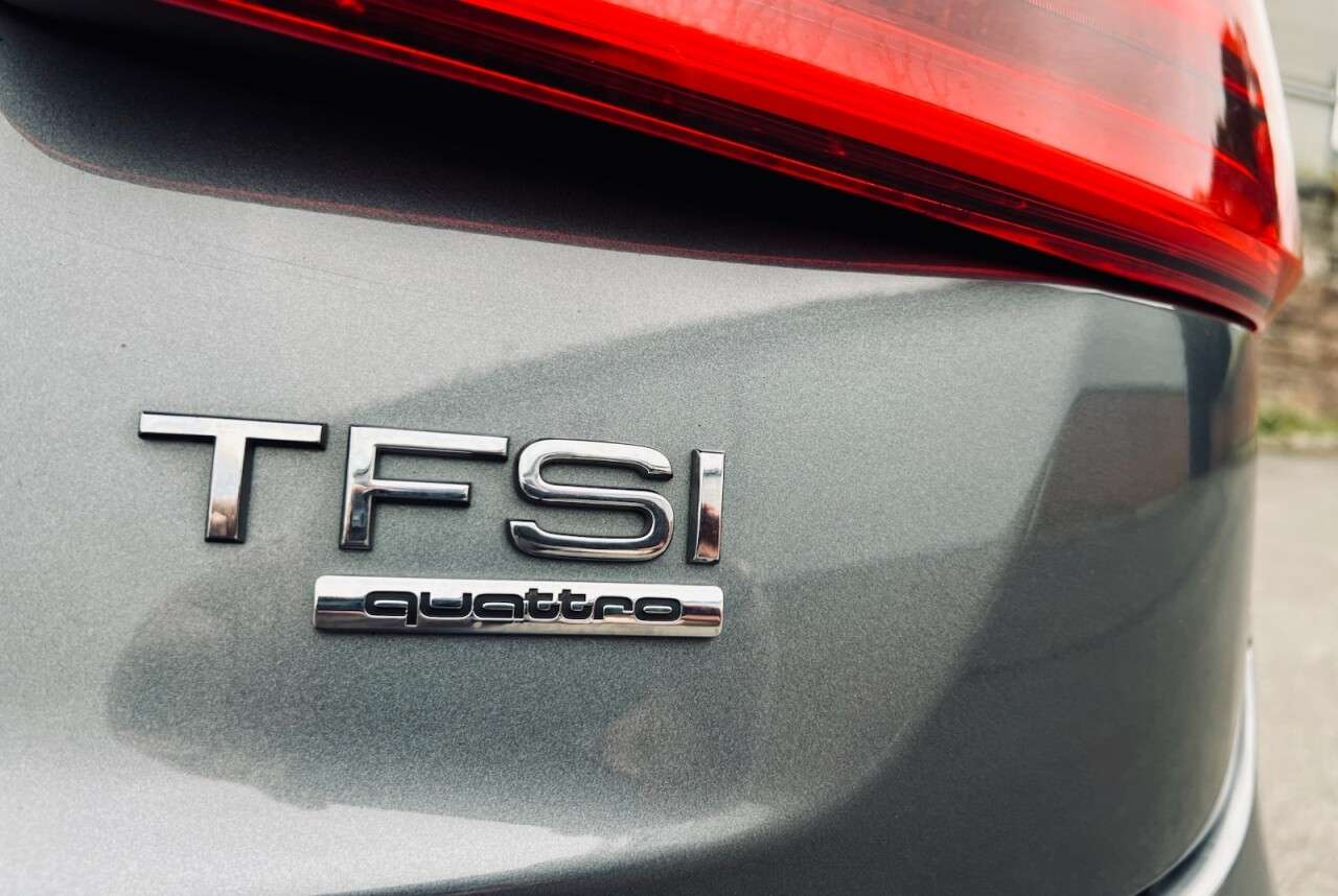 2014 AUDI Q3 2014 AUDI Q3