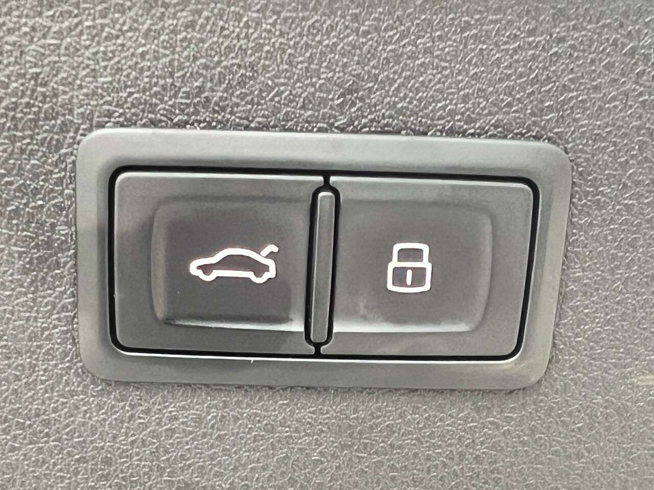 2014 AUDI Q3 2014 AUDI Q3