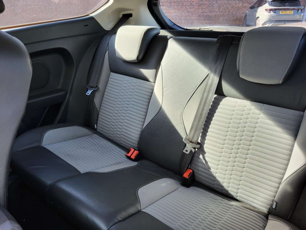 2010 FORD FIESTA 2010 FORD FIESTA