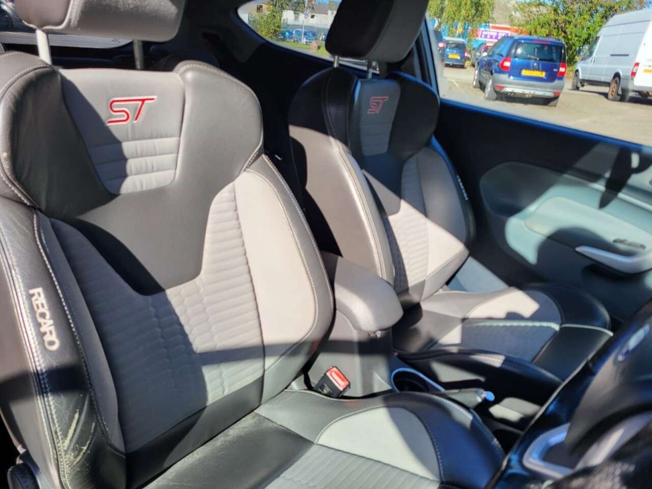 2010 FORD FIESTA 2010 FORD FIESTA