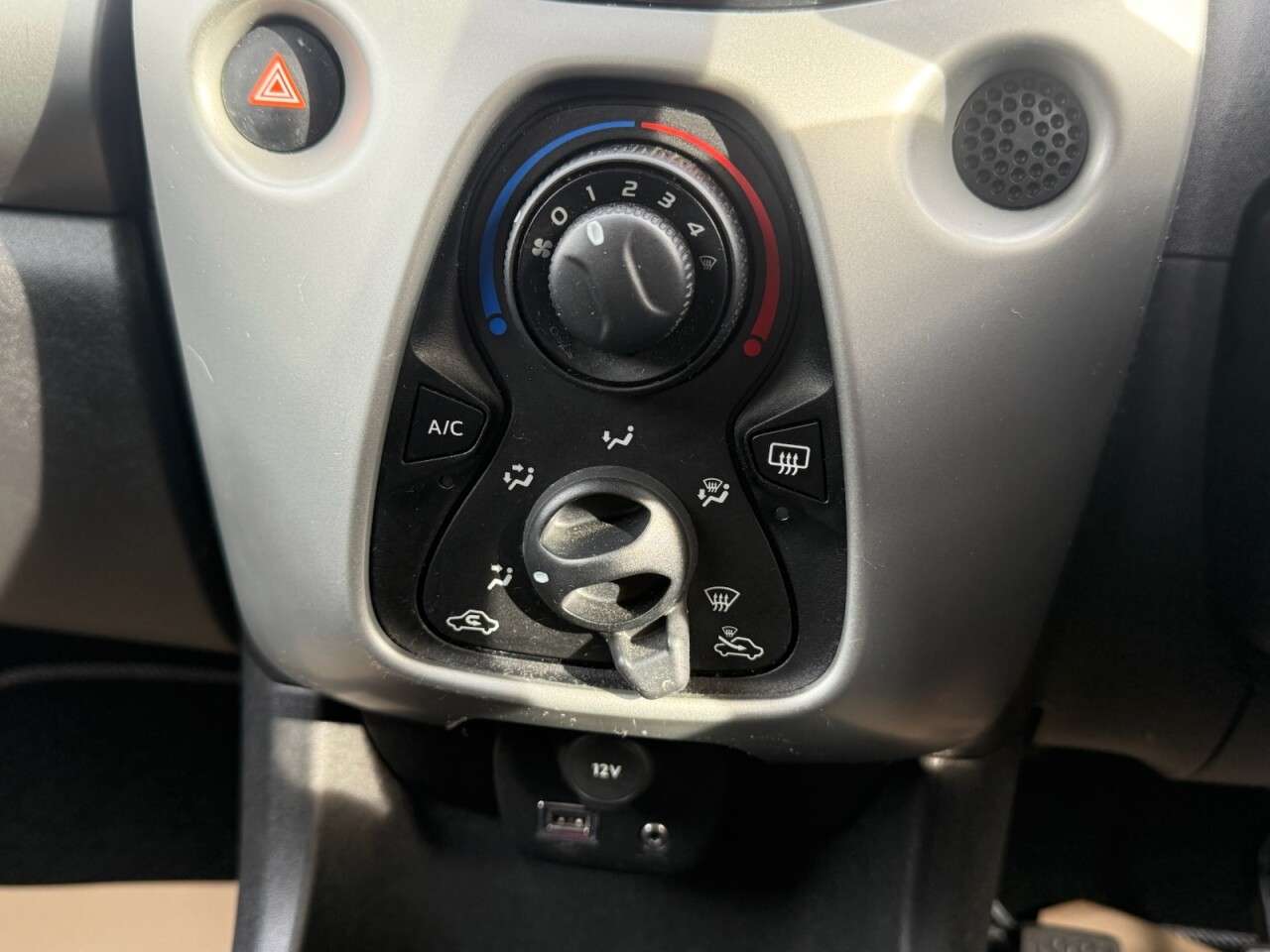 2014 CITROEN C1 2014 CITROEN C1