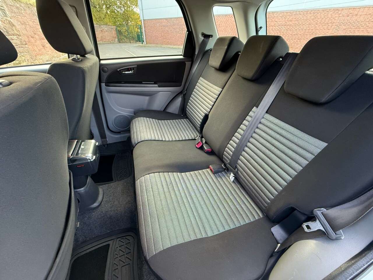 2011 SUZUKI SX4 2011 SUZUKI SX4