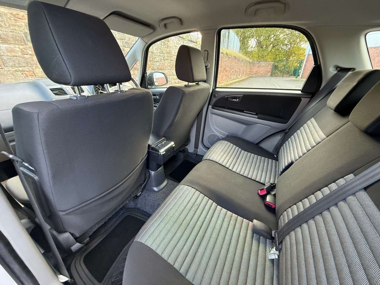 2011 SUZUKI SX4 2011 SUZUKI SX4