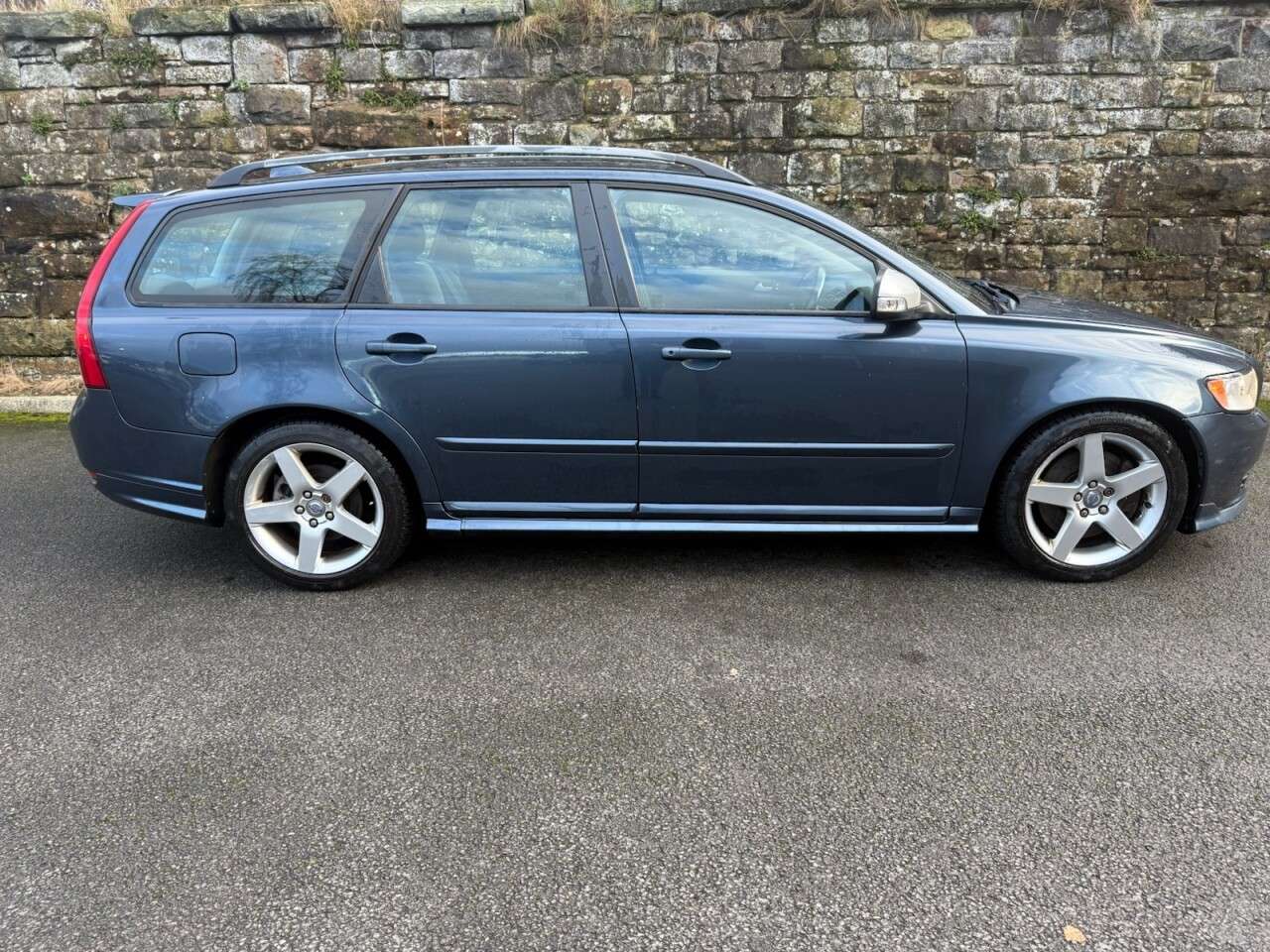 2009 VOLVO V50 2009 VOLVO V50